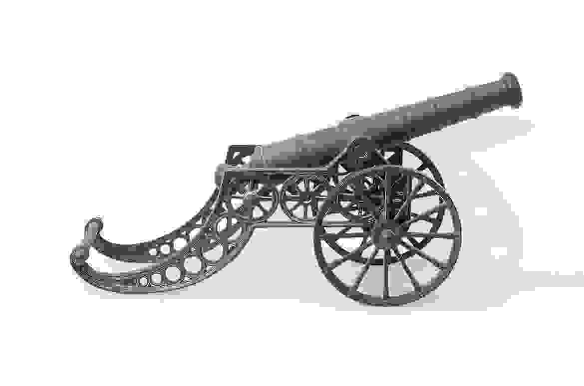 Vintage Cannon made in metal